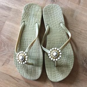 Cute Lindsay Phillips flip flops